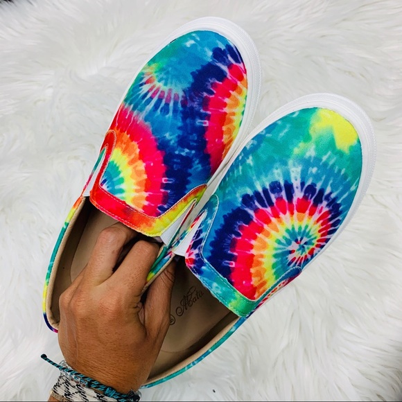 Rainbow tie dye sneaker - Picture 9 of 10
